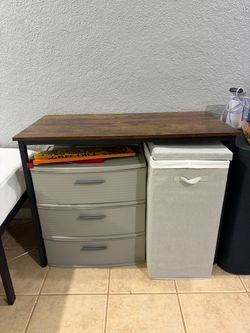 Generic wood table