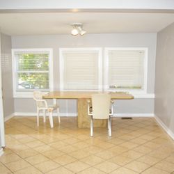 Marble Table Top And Base With Chairs 