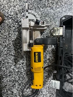 Biscuit jointer dewalt