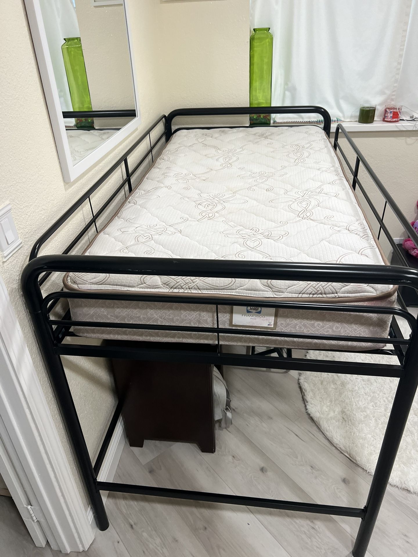 Twin Bund Bed With Mattress 