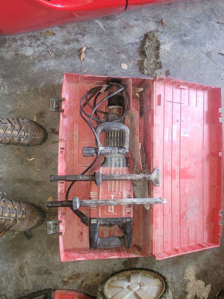 Hilti Demo Hammer TE905