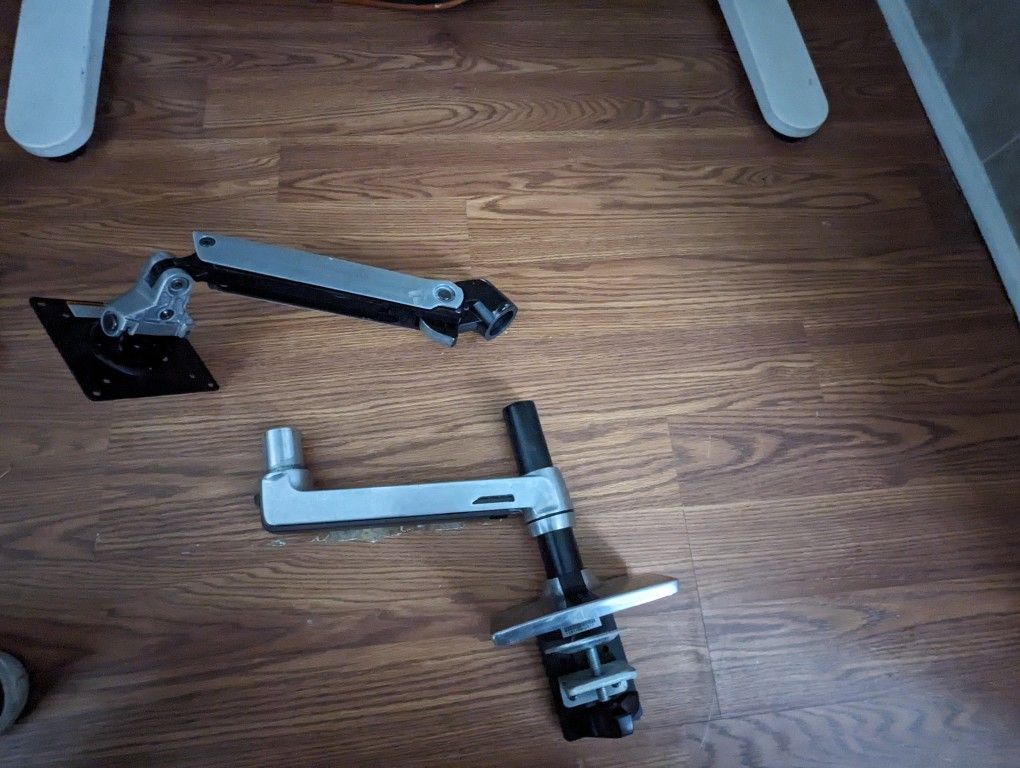 Cintiq Adjustable Arm ( Lighter ) Erotron
