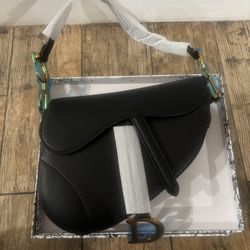 Black Saddle Bag 
