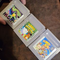 3 Gameboy Games Battletoads,  Donkey Kong, Kirbys Dreamland