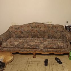 Couch & Love Seat Set 