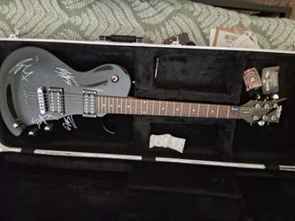 Schecter Electric Guitar with Autographs from all the members of Avenged Sevenfold and Hard Case