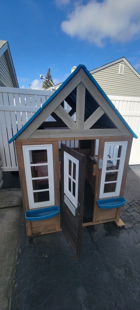 Kids Playhouse