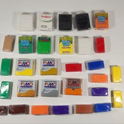 LOT OF 30 NEW MODELING CLAY PACKS MIXED