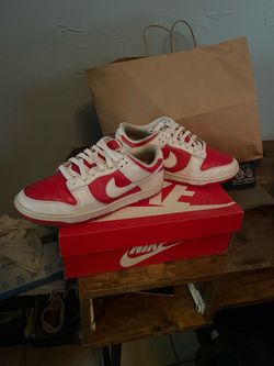 Nike dunk low “championship red”