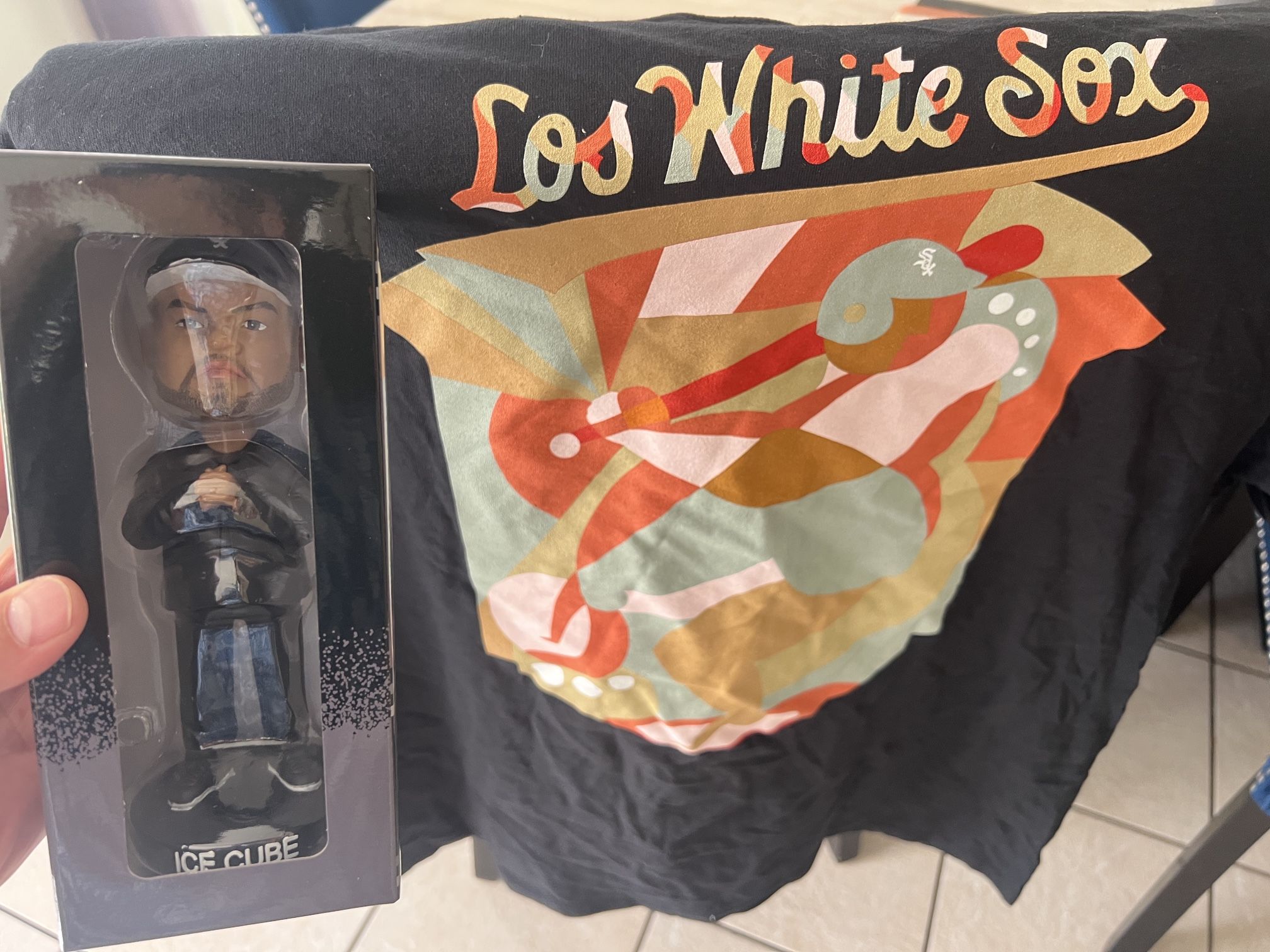 New Ice Cube Bobblehead With Shirt NWA CHICAGO WHITE SOX