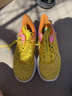 Curry Flow Under Armour 9