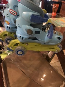Kids rollerblades