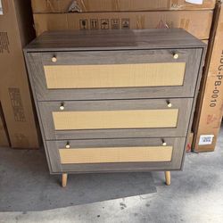3 drawer dresser 