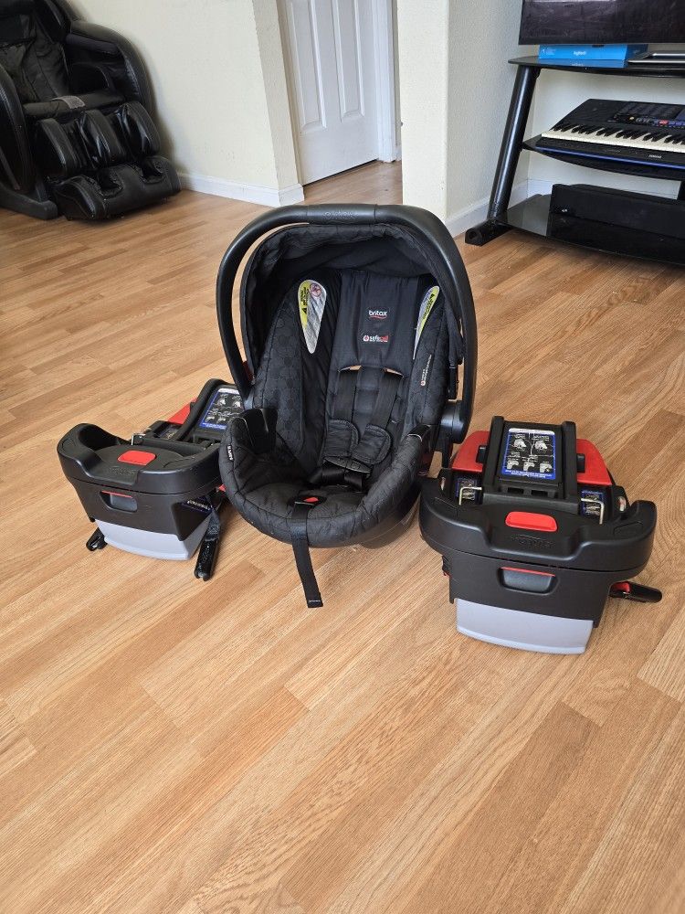 Britax B-Safe 35 Infant Car Seat with 2 Bases