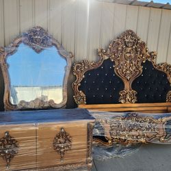Black And Gold Bedroom Set