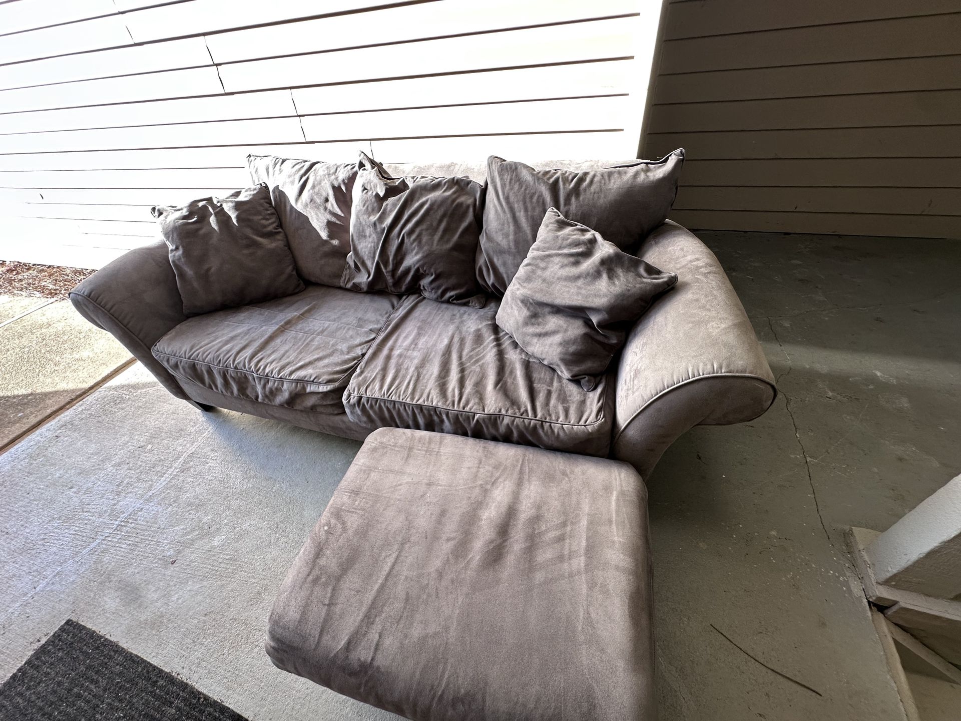 Leather love chair and 2 seater couch