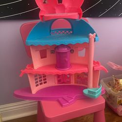 Minnie House