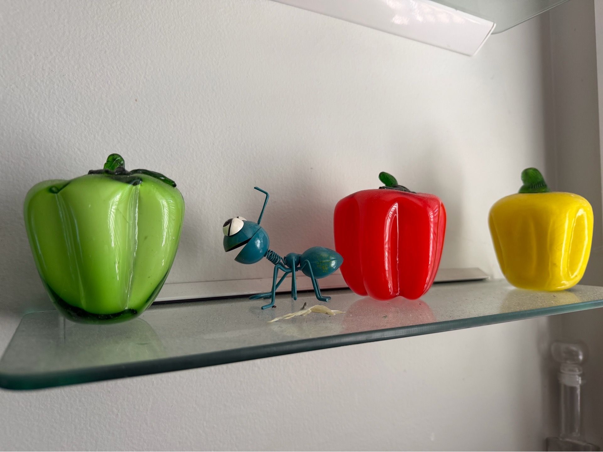Set 3 vintage Murano handblown glass green yellow red pepper decorative figure home kitchen