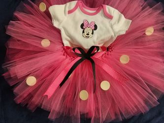Mini mouse tutu skirt with onesie and mini mouse ears