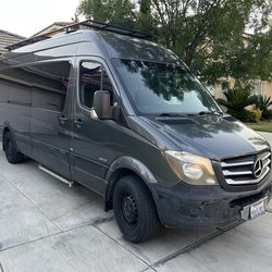 2014 Mercedes Sprinter 2500 High Roof