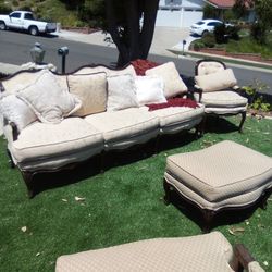Reduced From $1200 French 5 Piece Sofa Set 