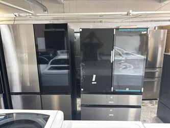 Samsung Bespoke Family Hubs