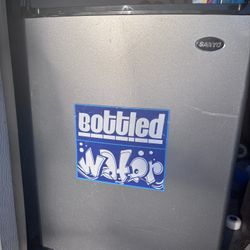 Sayo Mini Fridge