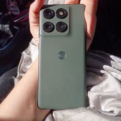 T-Mobile Motorola Edge