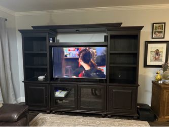 Entertainment piece