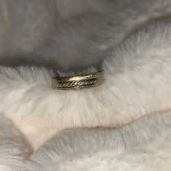 14kt yellow and gold ring
