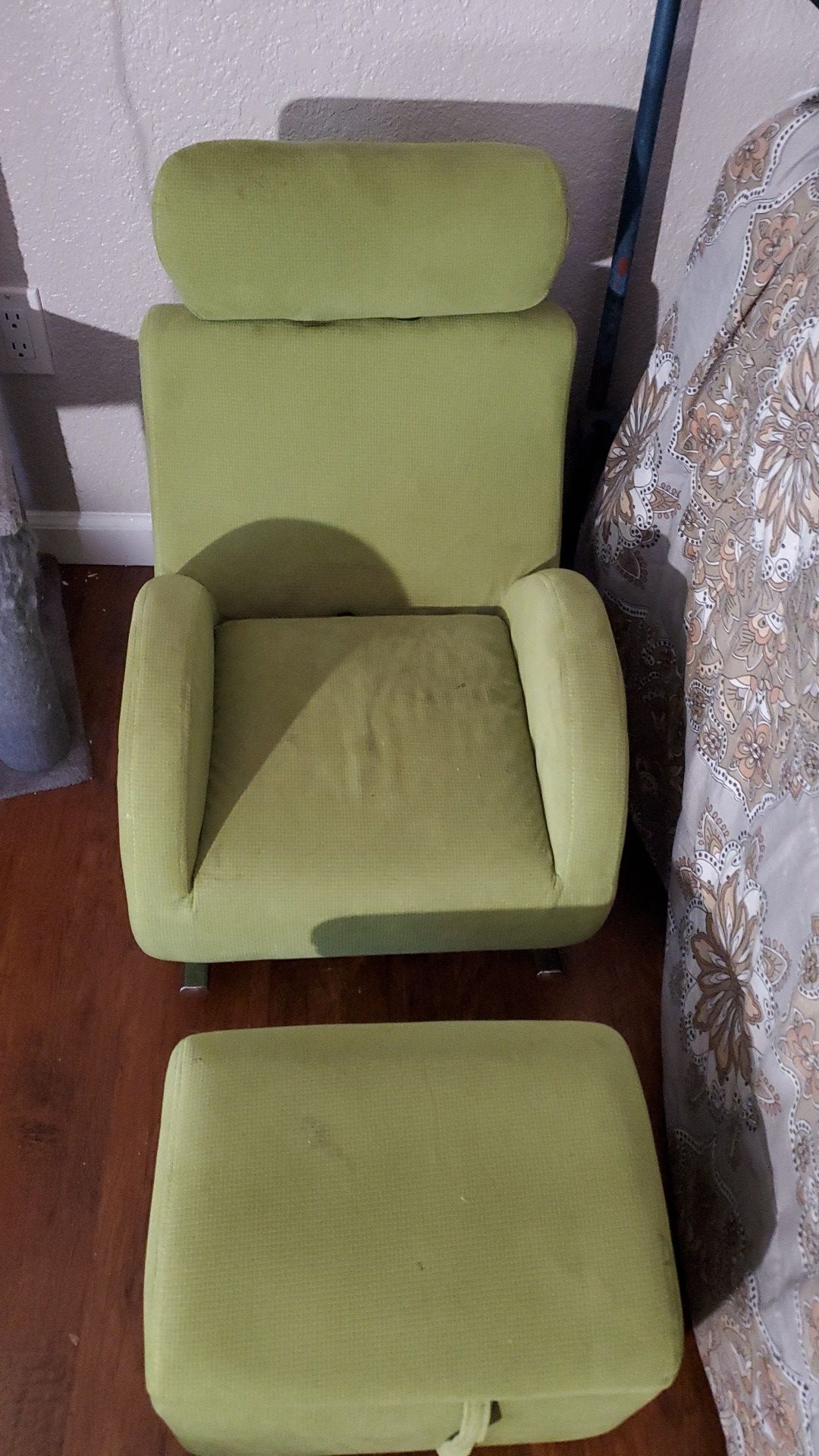 Kids chair rocker and ottoman