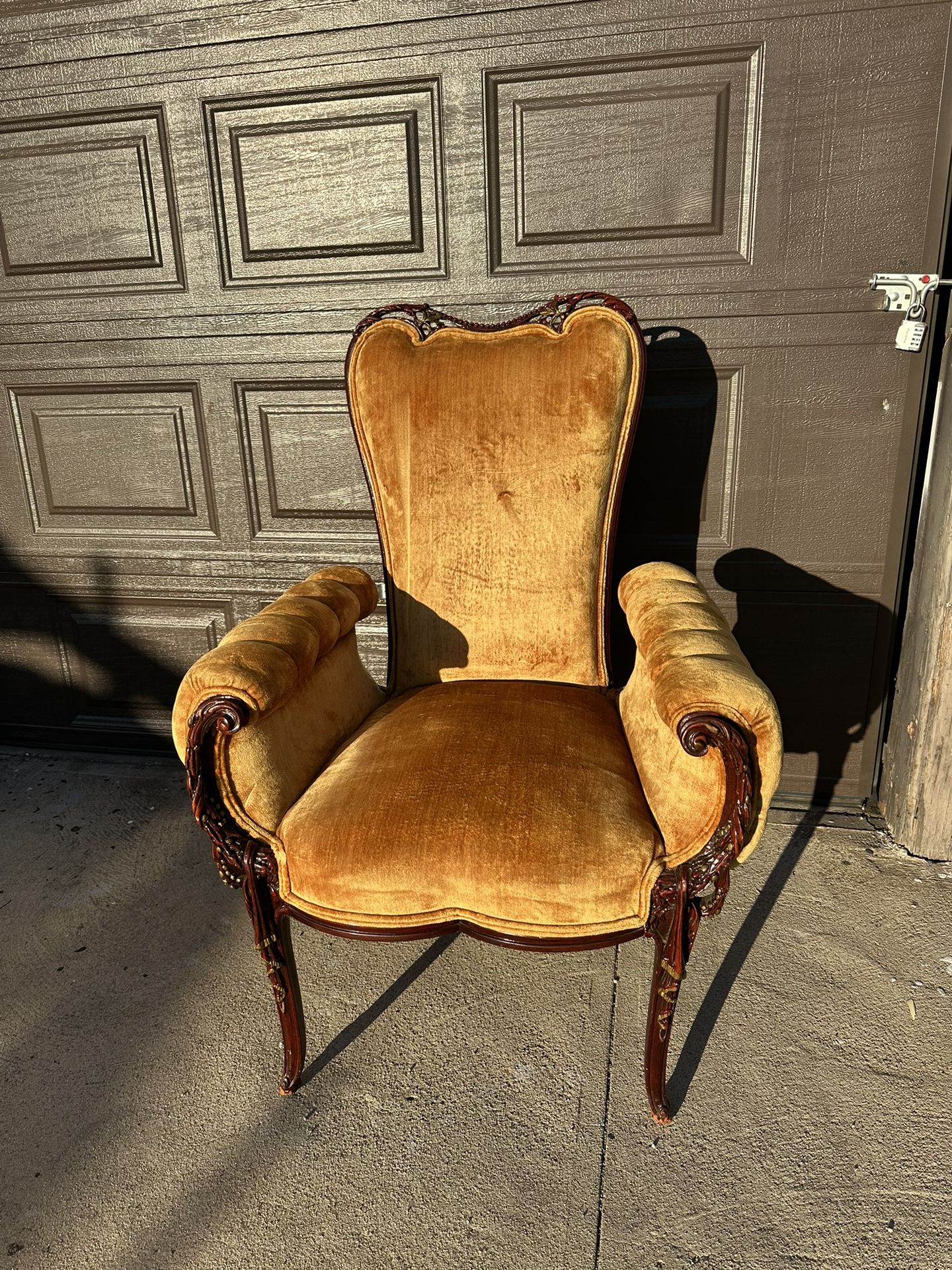 Vintage Hollywood Regency French Style Sofa Accent Chair - Main Image