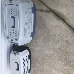 Pet Carrier Like New $20 Each 