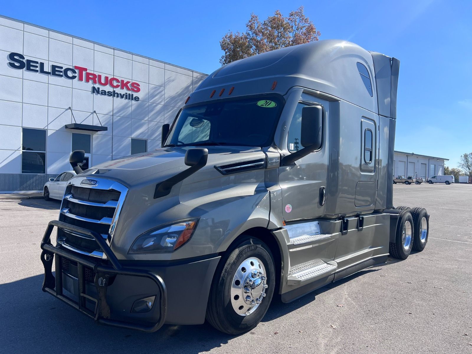 2020 FREIGHTLINER CASCADIA - DD15 455HP - VIRGIN TIRES - LOW ENGINE HOURS!!!