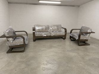 Like new Costco Gibson 4pc outdoor patio furniture set