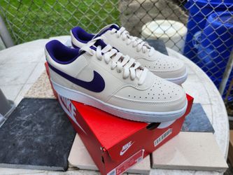 Nike Court Vision Low Sneakers Woman's size 8