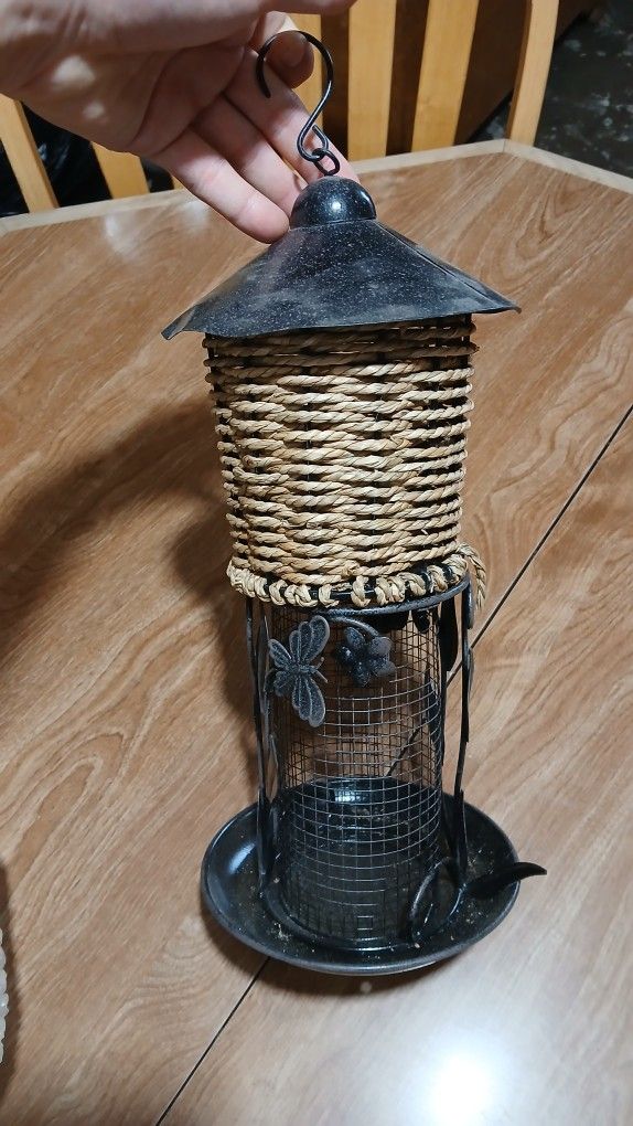 Bird Feeder