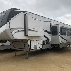 2021 Keystone Cougar 364BHL