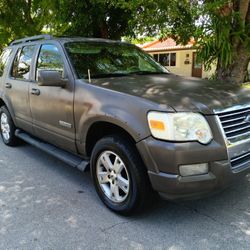 2006 Ford Explorer