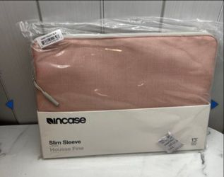 Incase Slim Laptop Sleeve 13" Laptop Sleeve – Pink