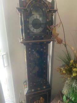 GORGEOUS BLACK LACQUER GRANDFATHER CLOCK