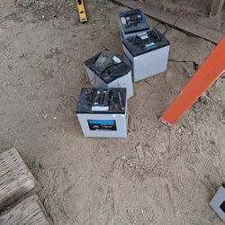 Set Of 6 Lifeline Agm Deep Cycle 6v 220 Ah Batteries