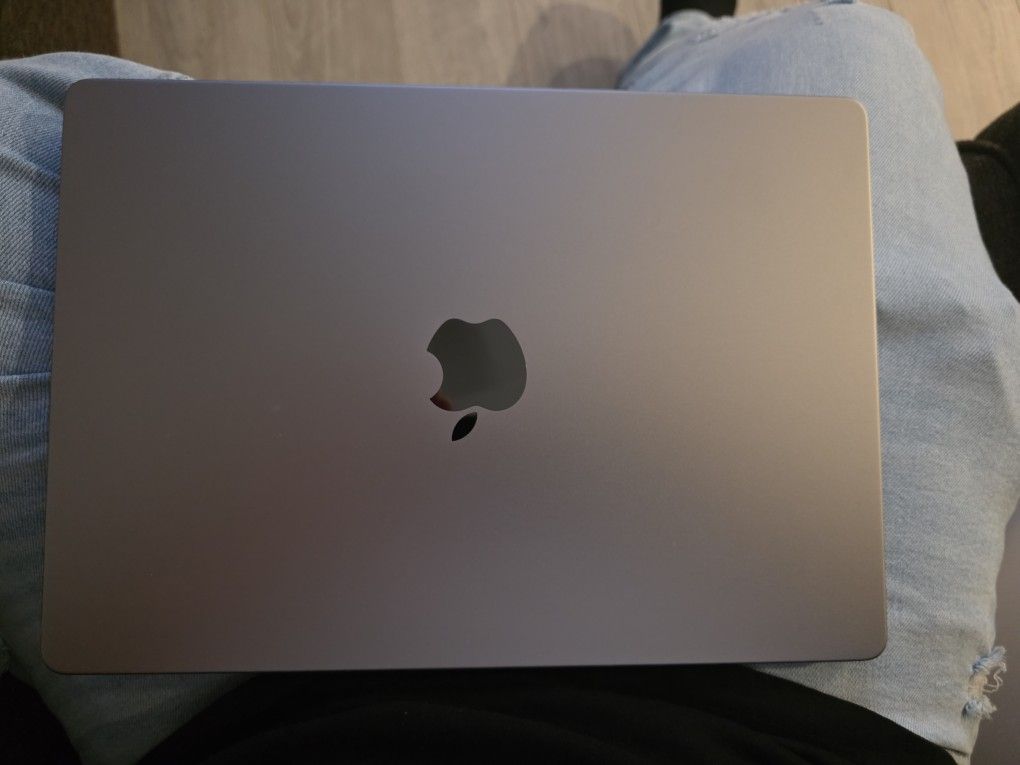 2021 MacBook Pro 14"