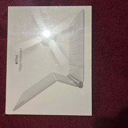 IPad Magic Keyboard (Apple)