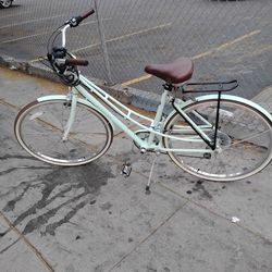 Electra women's cruiser
