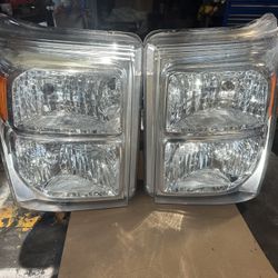 2016 Ford F250 Headlights