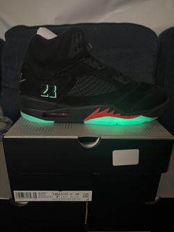 Air Jordan 5 Retro Halloween Size 7’5 Men’s 7Y
