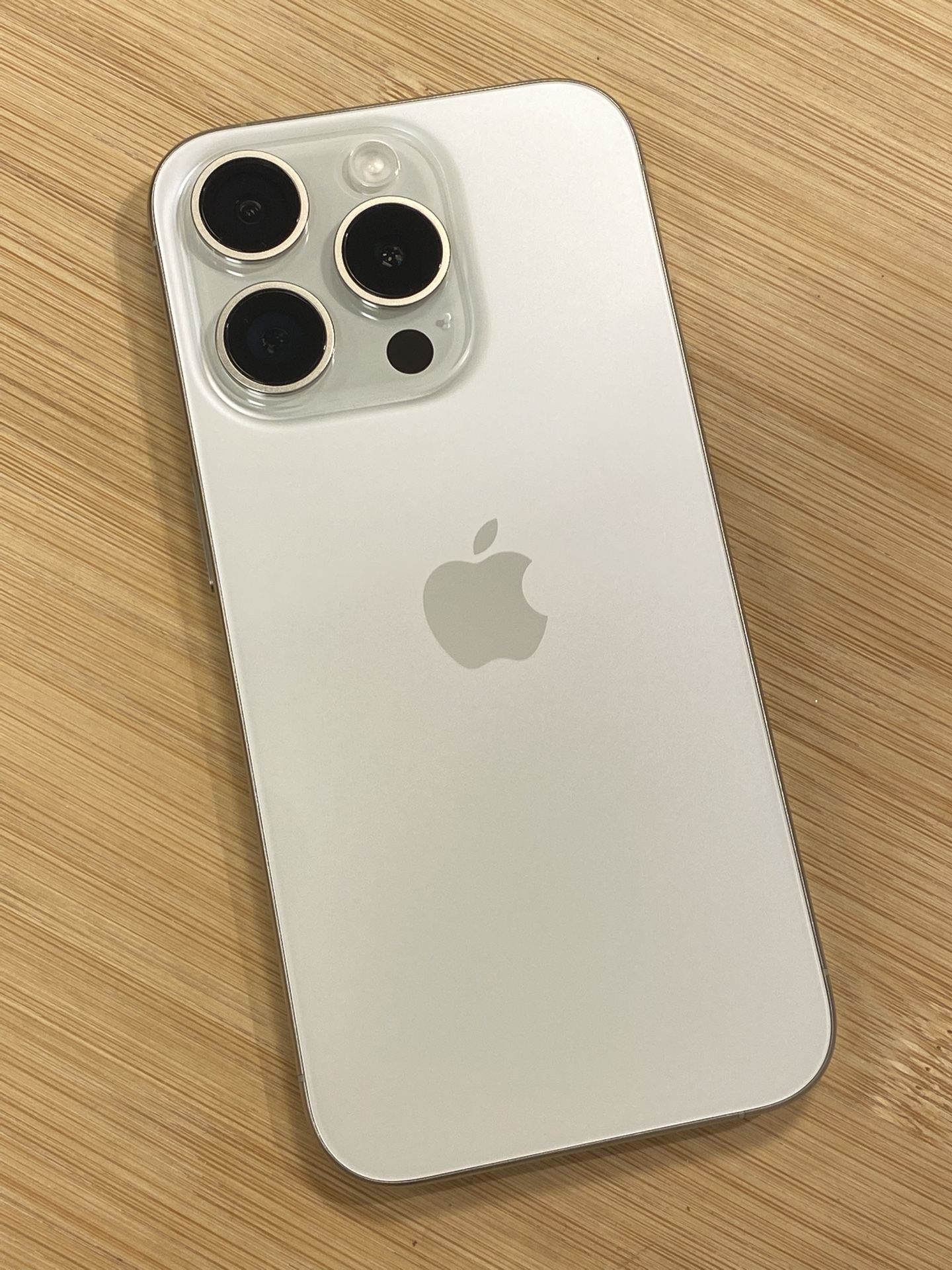 iPhone 15 Pro Fully Unlocked 