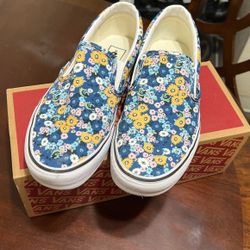Vans Classic Slip On Women’s Size 9.5 - New
