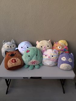 Squishmallow/ 8 squishmallows/ stuffed animals/ kids toys/ plush toys/ pillows